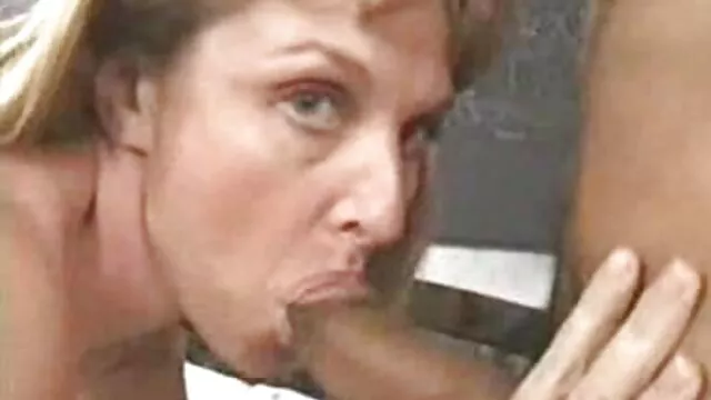 Masturbación consolador casero 121 videos porno español latino